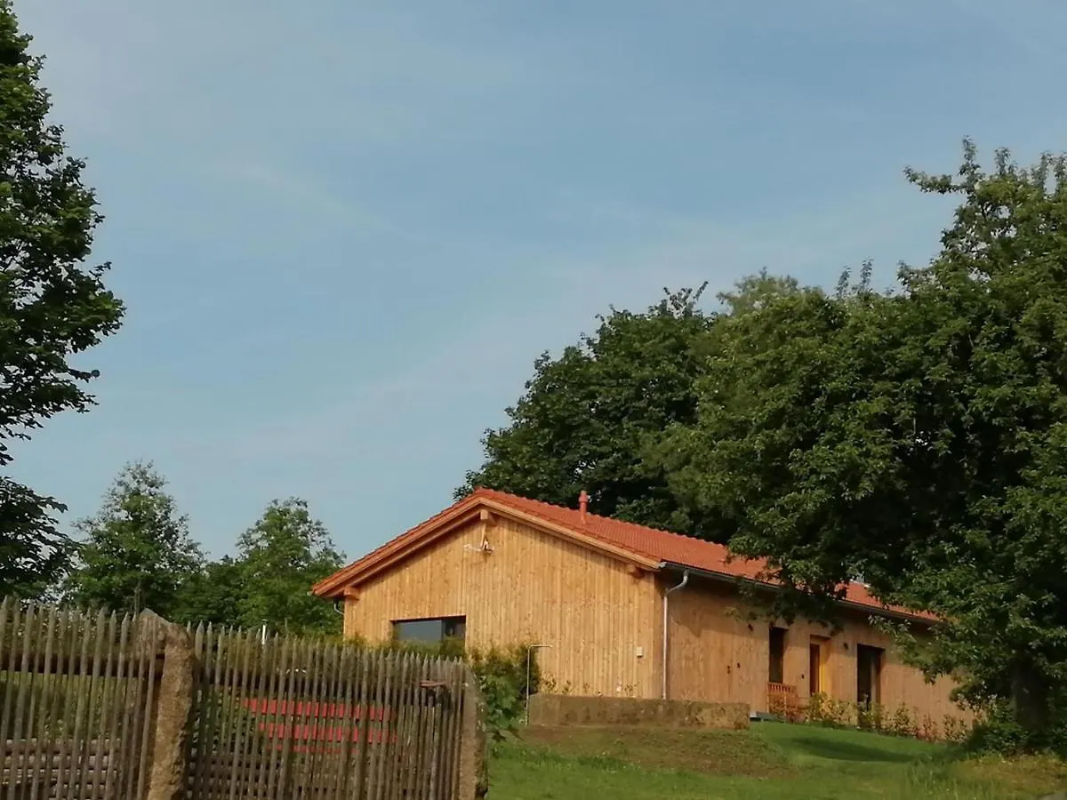 הוילה Miltach Waldheimat בקתה